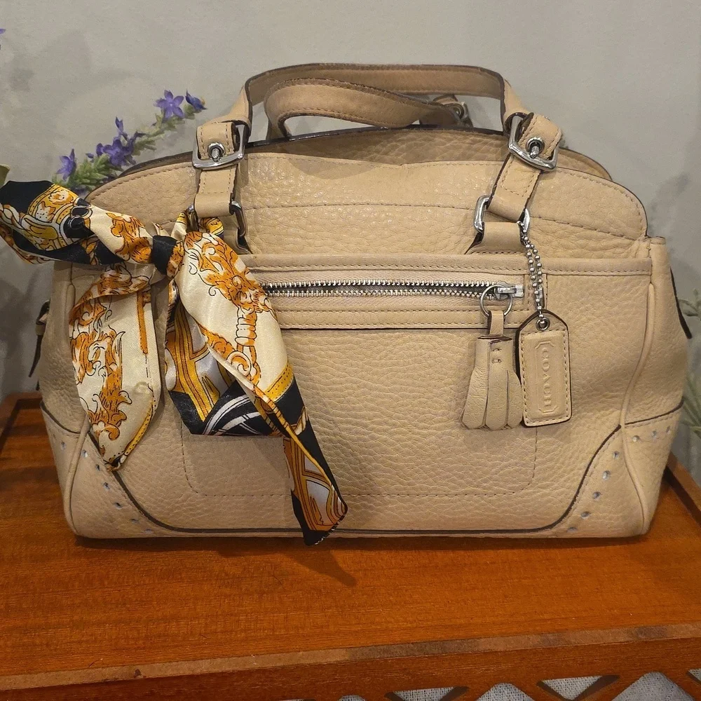 Coach  Vintage Chelsea Roll Bag #5301 SOFT MILLED COWHIDE